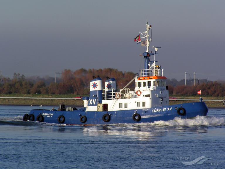 tayfun (Tug) - IMO 7407829, MMSI 273330290, Call Sign UBQK5 under the flag of Russia