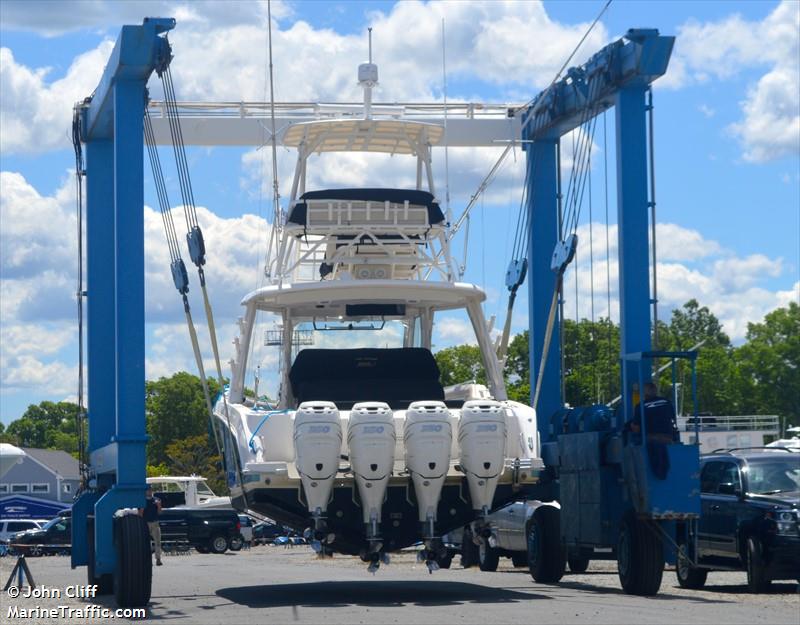 boston whaler (Pleasure craft) - IMO , MMSI 338330554, Call Sign OUTRAGE under the flag of USA