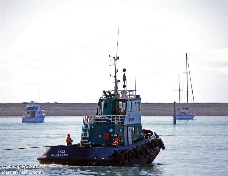 tika (Tug) - IMO , MMSI 512000548, Call Sign ZMV2092 under the flag of New Zealand