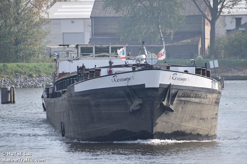revenge (Cargo ship) - IMO , MMSI 205234390, Call Sign OT2343 under the flag of Belgium