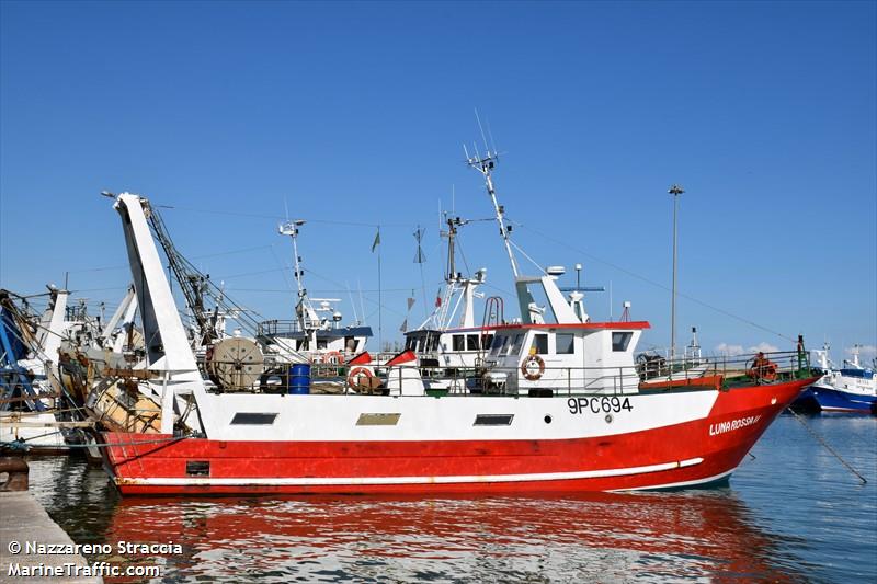 luna rossa ii (Fishing vessel) - IMO , MMSI 247080190, Call Sign IFMA under the flag of Italy
