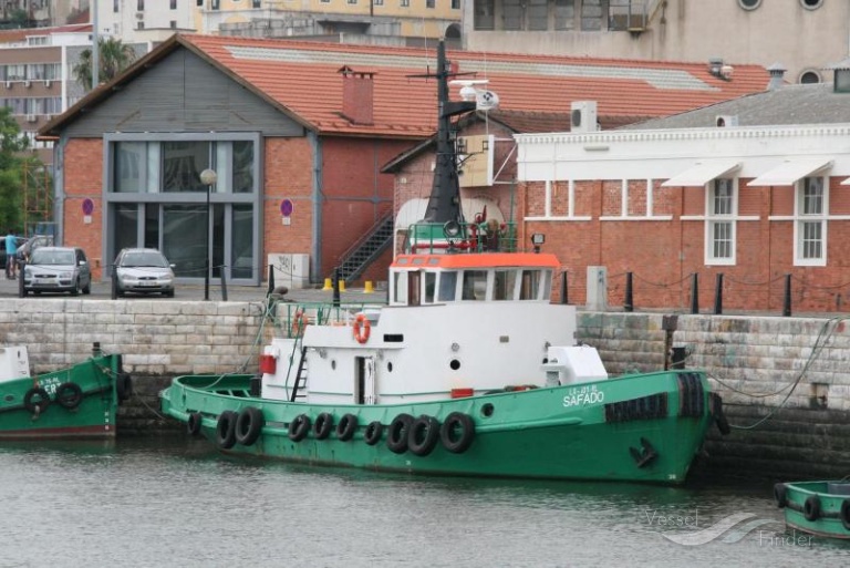 safado (Tug) - IMO 7004732, MMSI 263602240, Call Sign CUJV under the flag of Portugal