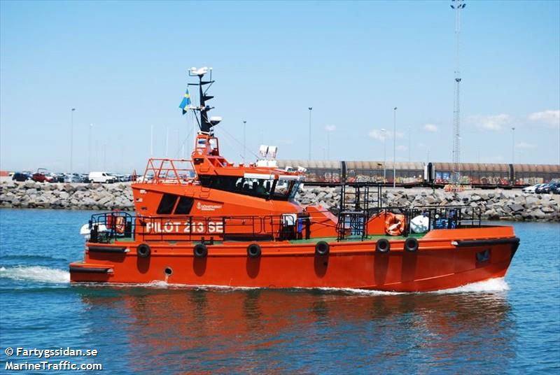 pilot 213 se (Pilot) - IMO , MMSI 265610950, Call Sign SCEP under the flag of Sweden