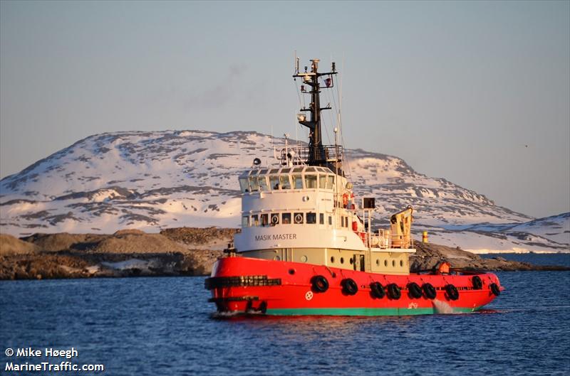 masik master (Tug) - IMO 7116858, MMSI 331613000, Call Sign OZTP under the flag of Greenland