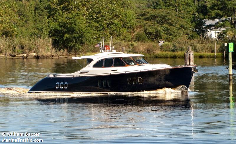 dutch (Pleasure craft) - IMO , MMSI 338353911 under the flag of USA