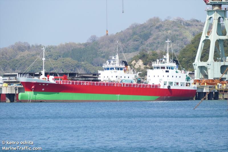 8 ebisu (Cargo ship) - IMO , MMSI 431011172, Call Sign JD4366 under the flag of Japan