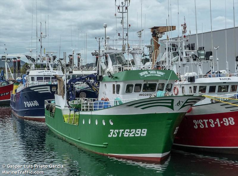 siempre santa maria (Fishing vessel) - IMO , MMSI 224079240, Call Sign EA4022 under the flag of Spain