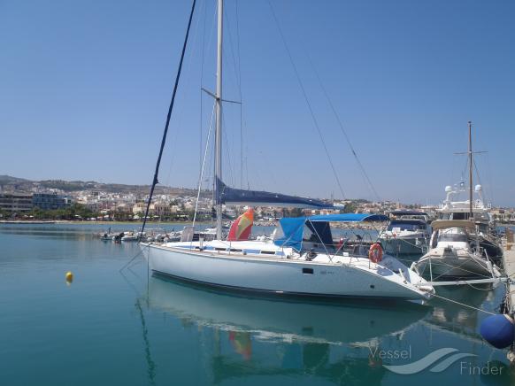 sea lion (Sailing vessel) - IMO , MMSI 227460850, Call Sign FAE2821 under the flag of France