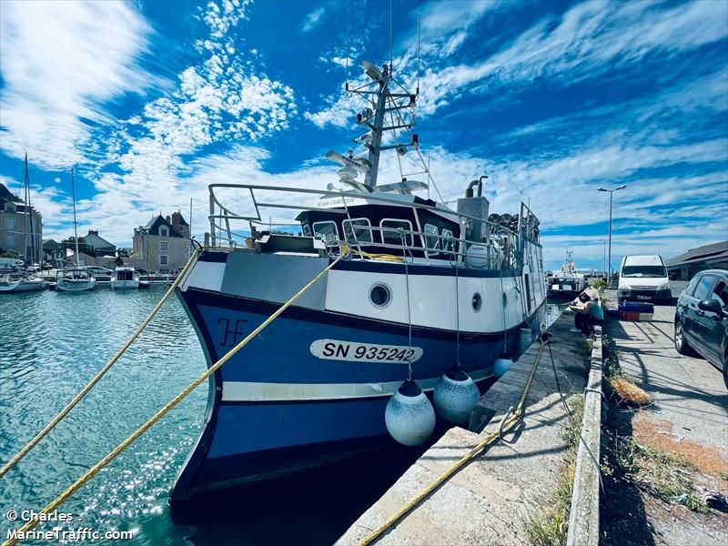 fv kab david iv (Fishing vessel) - IMO , MMSI 228387600, Call Sign FLZI under the flag of France