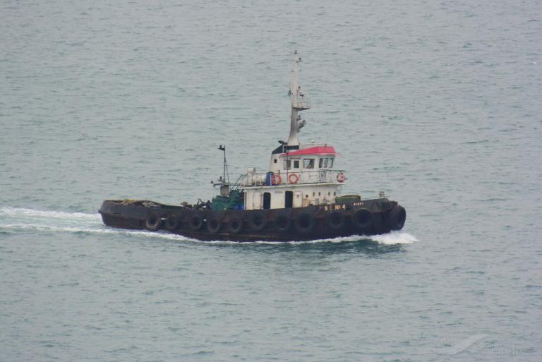 s.k. no.4 (Tug) - IMO , MMSI 477995278, Call Sign VRS4652 under the flag of Hong Kong