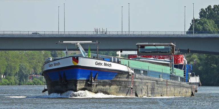 gebr mnich (WIG) - IMO , MMSI 211458160, Call Sign DC2769 under the flag of Germany