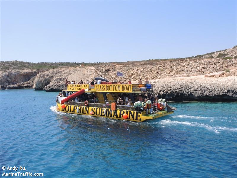 dolphin submarine (Passenger ship) - IMO , MMSI 212983070, Call Sign C4US2 under the flag of Cyprus