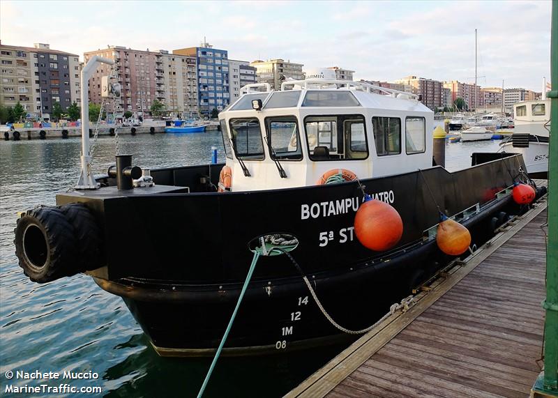 botampu cuatro (Port tender) - IMO , MMSI 225985865, Call Sign EA6038 under the flag of Spain