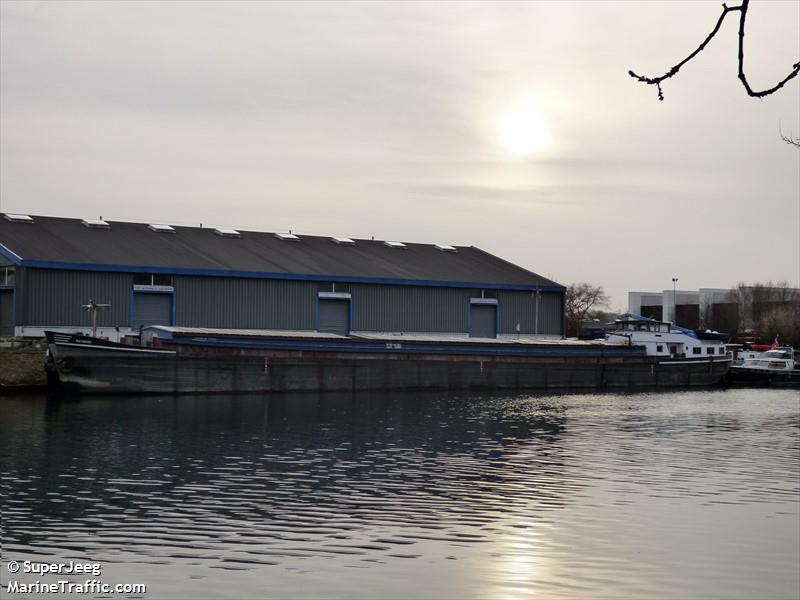 baltimore (Cargo ship) - IMO , MMSI 226005070, Call Sign FM5006 under the flag of France