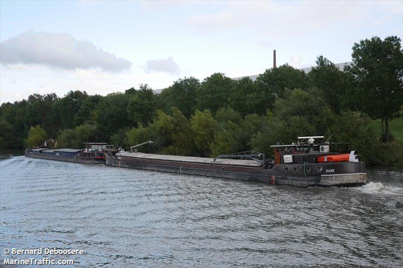 defacto (Cargo ship) - IMO , MMSI 226007980, Call Sign FM5384 under the flag of France