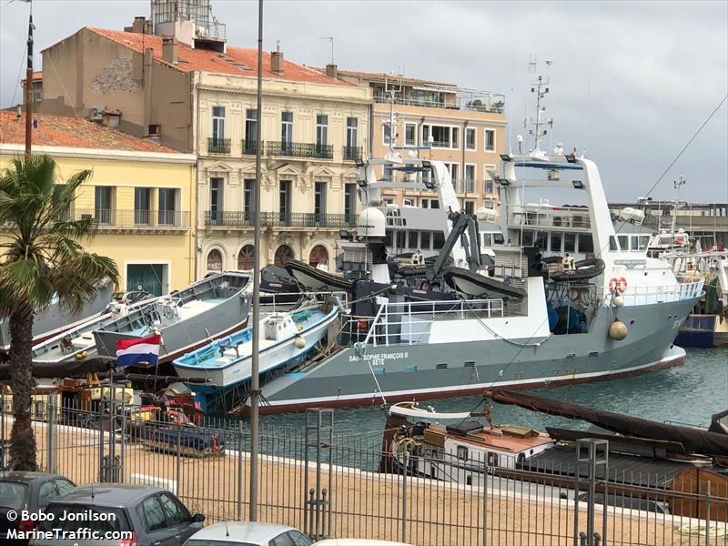 fv s.s.f.3 (Fishing Vessel) - IMO , MMSI 228141800, Call Sign FQCG under the flag of France
