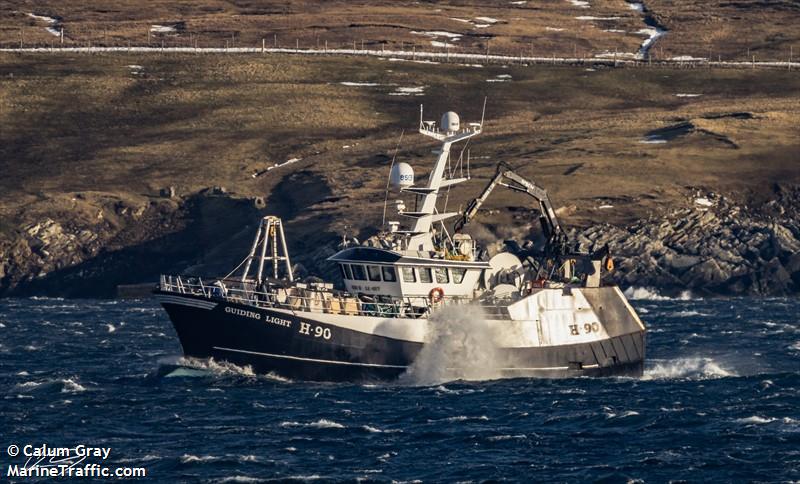guiding light h90 (Unknown (HAZ-A)) - IMO , MMSI 232013783, Call Sign MCNY8 under the flag of United Kingdom (UK)