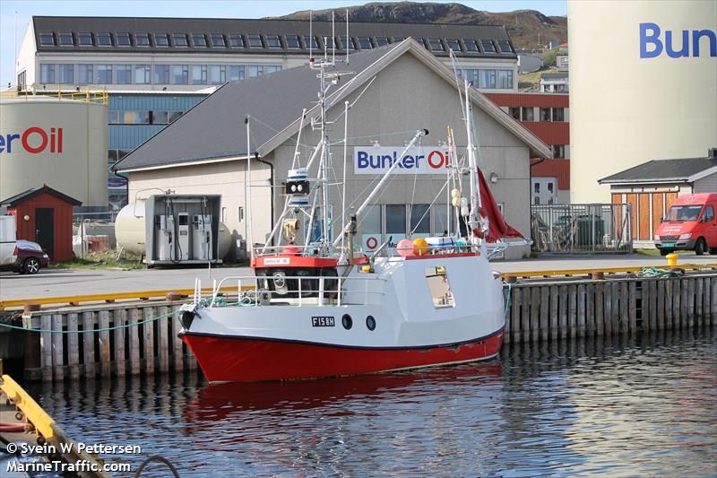 froey (Fishing vessel) - IMO , MMSI 257412800, Call Sign LM8466 under the flag of Norway