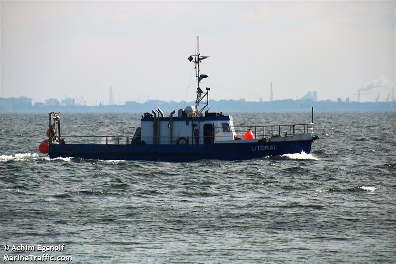 litoral () - IMO , MMSI 261018650, Call Sign SPG2758 under the flag of Poland