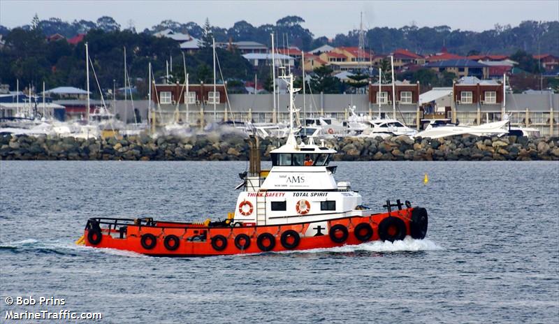 total spirit (Towing vessel) - IMO , MMSI 503480400, Call Sign VK2463 under the flag of Australia