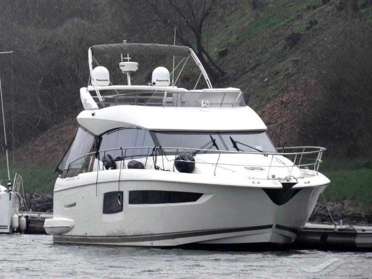 fleur de sel (Pleasure craft) - IMO , MMSI 211658870, Call Sign DF3550 under the flag of Germany
