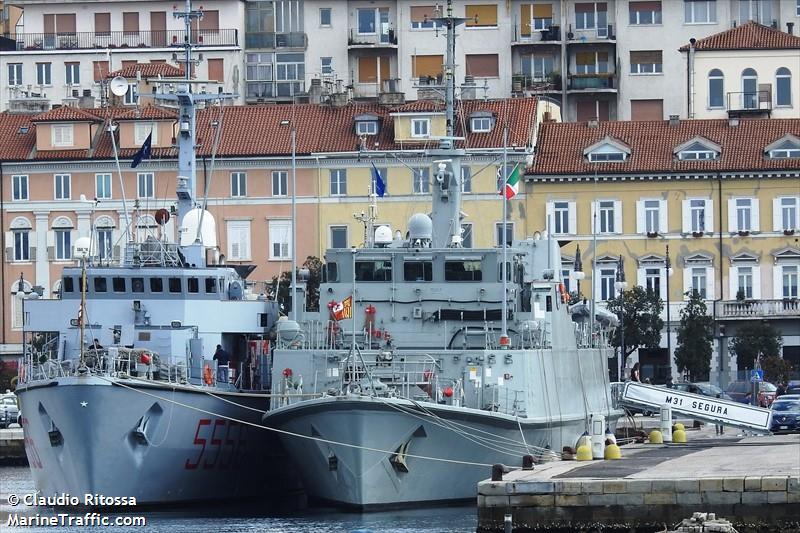 nato warship m-31 (Military ops) - IMO , MMSI 224317000, Call Sign EBIK under the flag of Spain