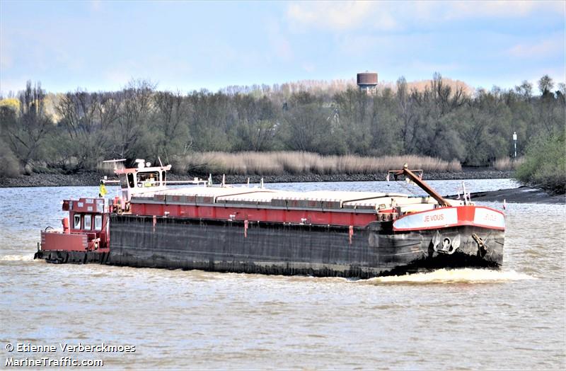 fabiola (Other type) - IMO , MMSI 226005010, Call Sign FM2002 under the flag of France