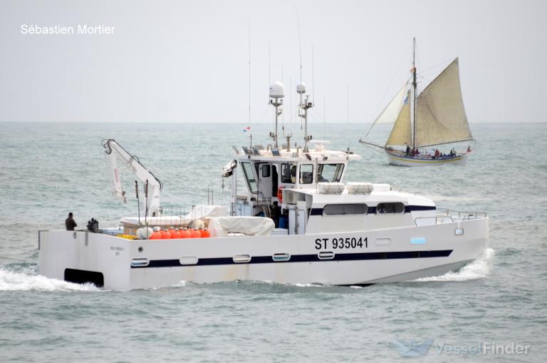deux freres vi (Fishing Vessel) - IMO , MMSI 228378900, Call Sign FLXK under the flag of France