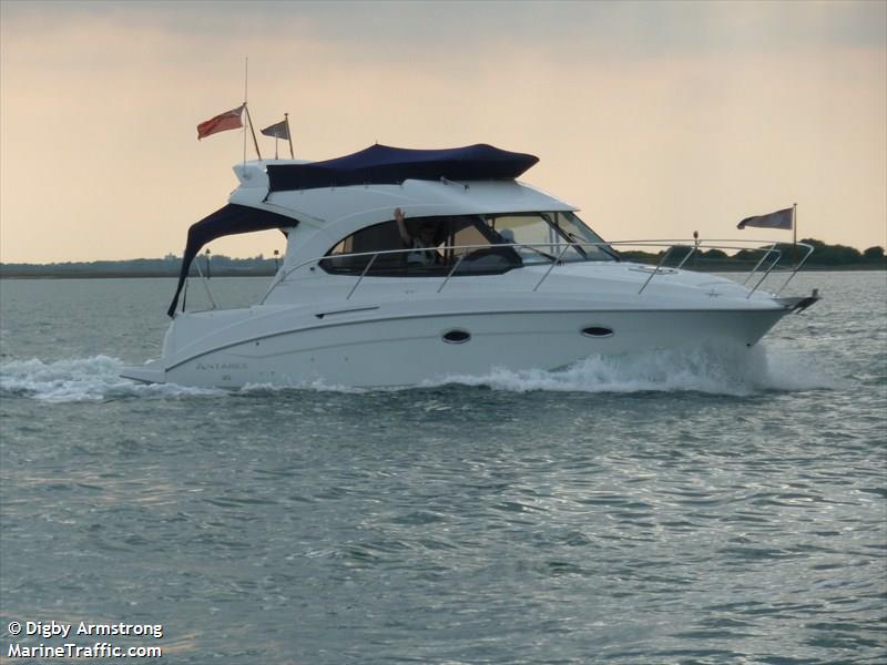 birdsong (Pleasure craft) - IMO , MMSI 235092245, Call Sign 2FLL2 under the flag of United Kingdom (UK)