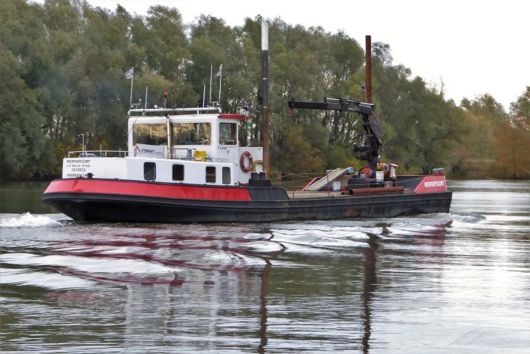 merwepoort (Dredging or UW ops) - IMO , MMSI 244052393, Call Sign PB8671 under the flag of Netherlands