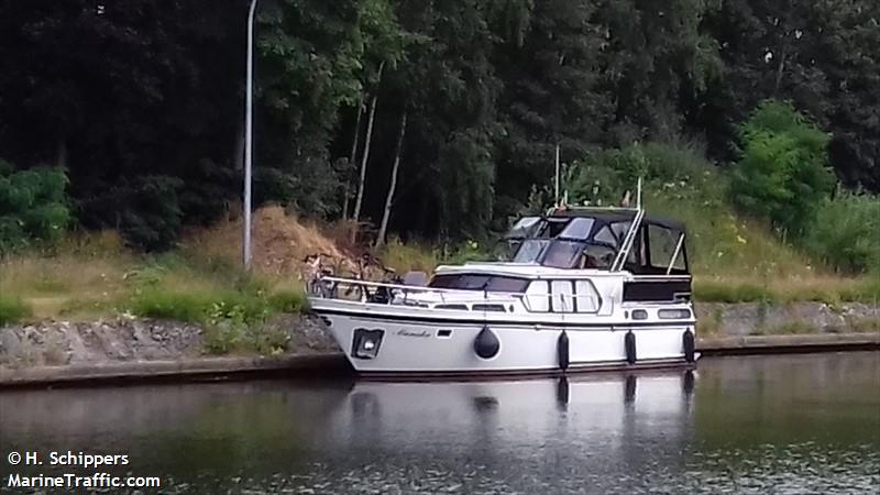 manatee (Pleasure craft) - IMO , MMSI 244650264, Call Sign PB3102 under the flag of Netherlands