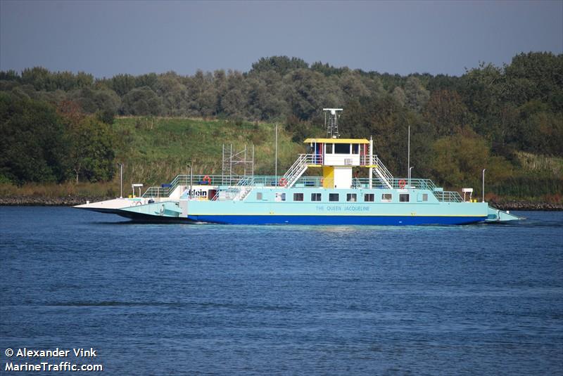 the queen jacqueline (Passenger ship) - IMO , MMSI 244740452, Call Sign PE6545 under the flag of Netherlands