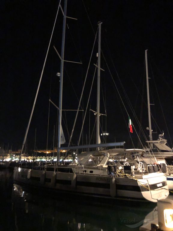 namaste i () - IMO , MMSI 247257350, Call Sign IM 7007 under the flag of Italy