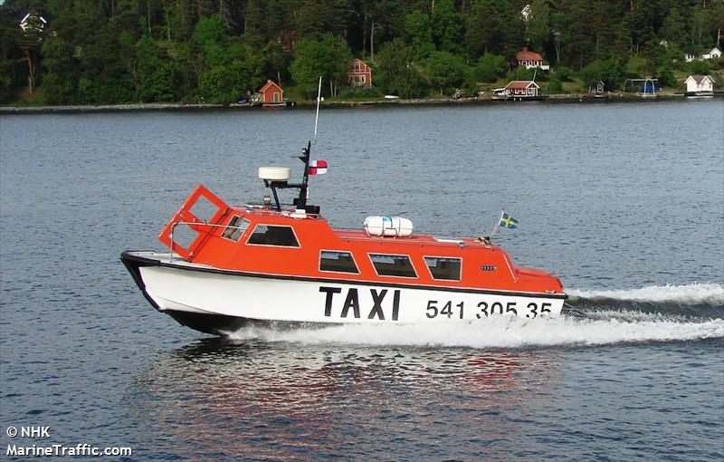 sea girl (Passenger ship) - IMO , MMSI 265588860, Call Sign SFB5627 under the flag of Sweden