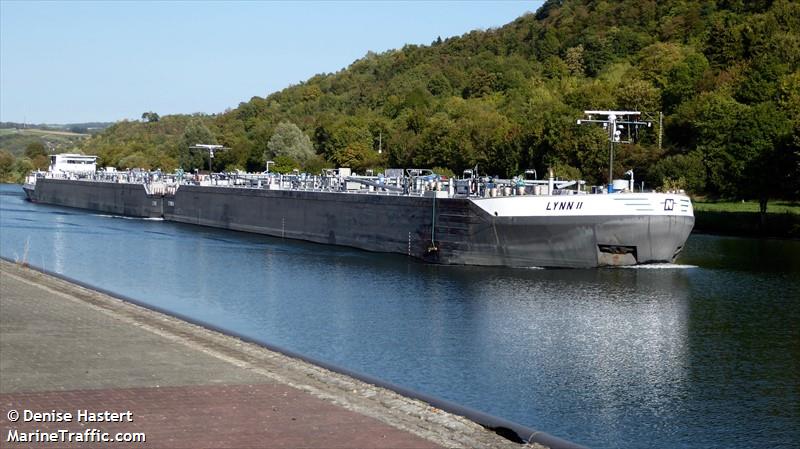 lynn ii (Tanker) - IMO , MMSI 269057205, Call Sign HE7205 under the flag of Switzerland