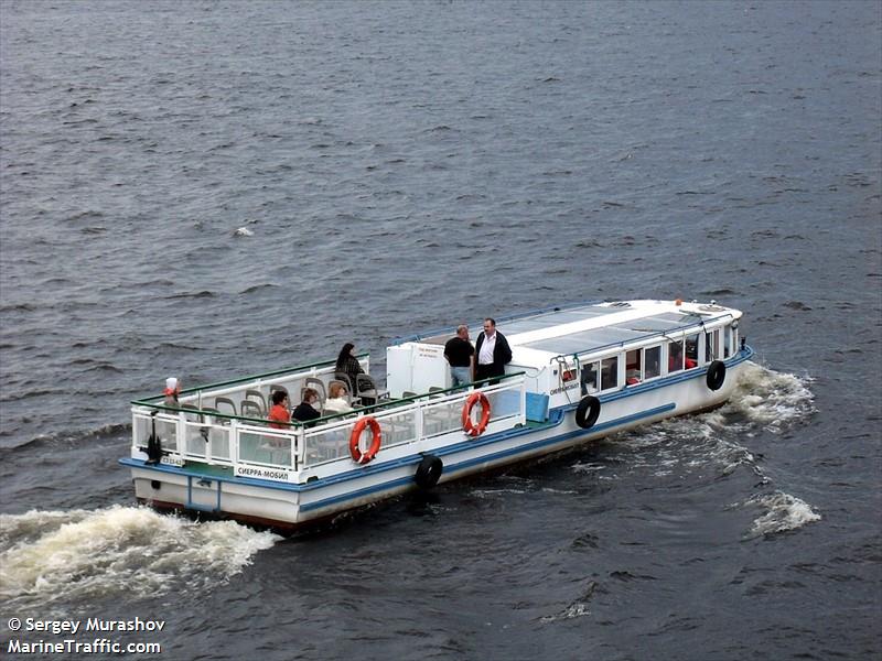sierra mobil (Passenger ship) - IMO , MMSI 273367170 under the flag of Russia