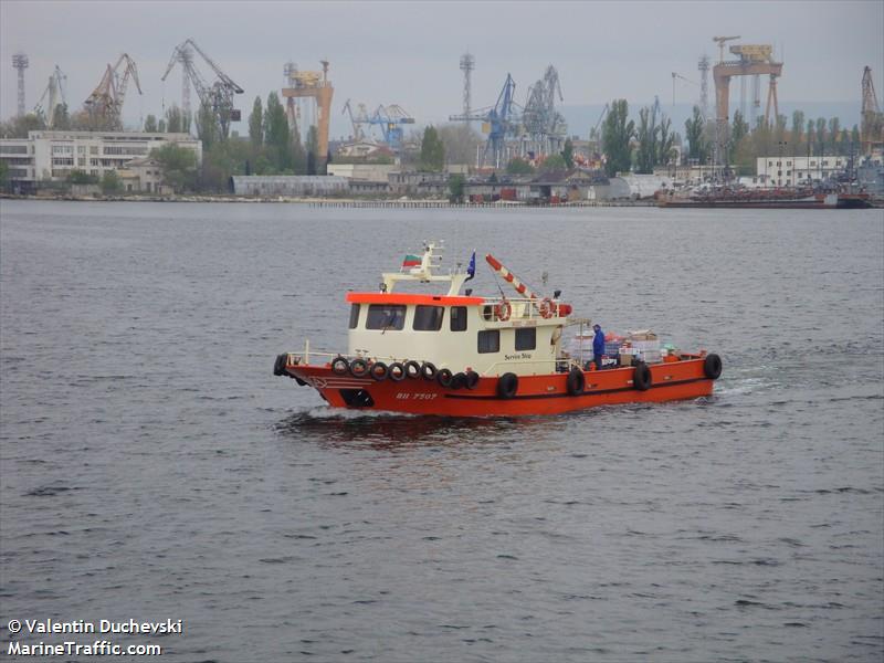 nicky junior vn7507 (Pleasure craft) - IMO , MMSI 207825520, Call Sign LZH2552 under the flag of Bulgaria
