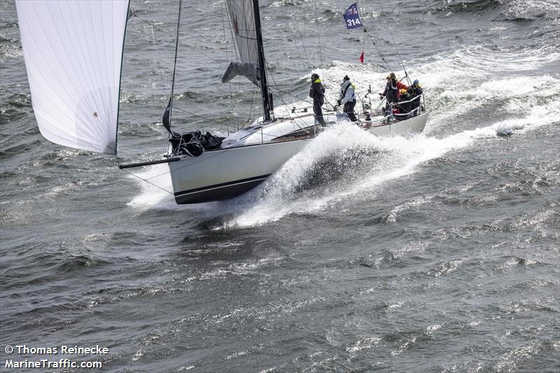 edelweiss (Pleasure craft) - IMO , MMSI 211649510 under the flag of Germany