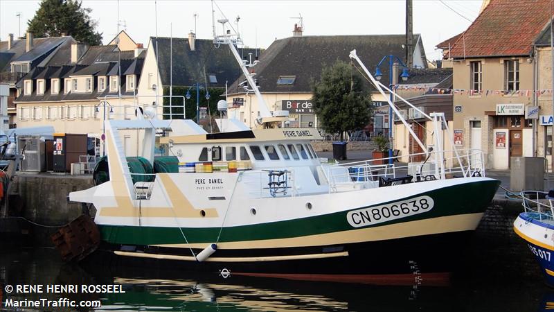 fv grand charles (Fishing vessel) - IMO , MMSI 227554000, Call Sign FQOJ under the flag of France