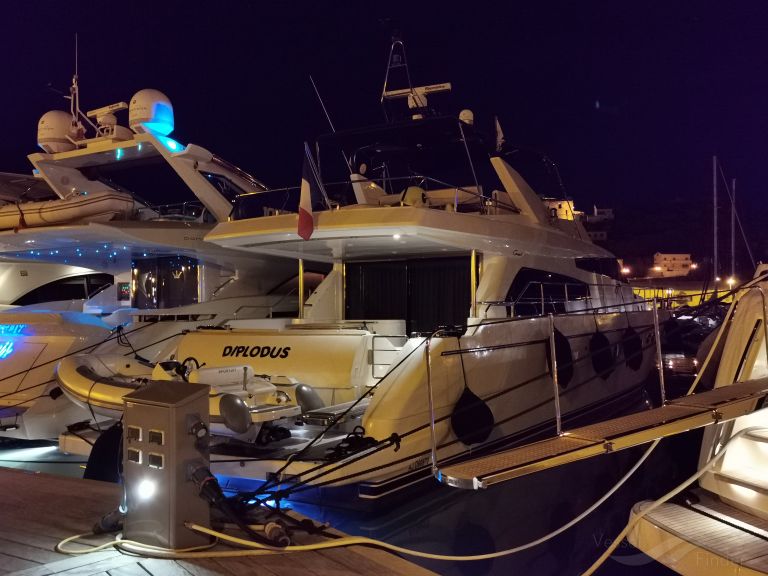 diplodus (Unknown) - IMO , MMSI 227739510, Call Sign FGF6280 under the flag of France