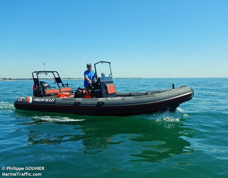 madiana (Pleasure craft) - IMO , MMSI 228004420, Call Sign FAH2888 under the flag of France