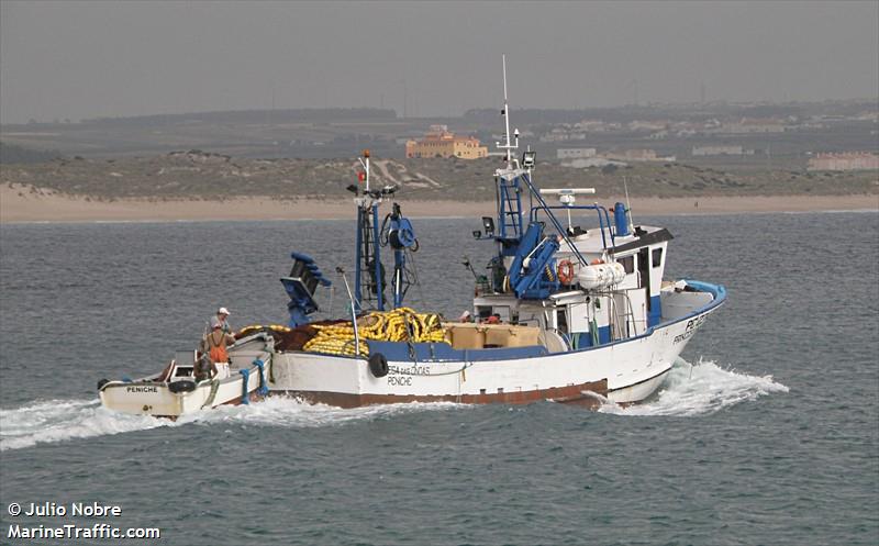 princesa das ondas (Fishing vessel) - IMO , MMSI 263410460, Call Sign CUGX8 under the flag of Portugal