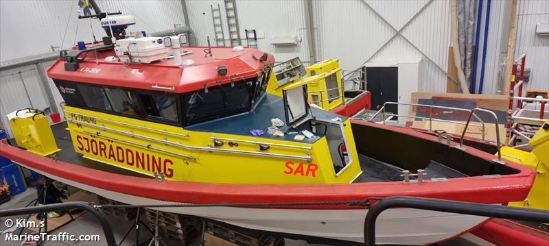 rescue pg traung (SAR) - IMO , MMSI 265005230, Call Sign 7SA2018 under the flag of Sweden