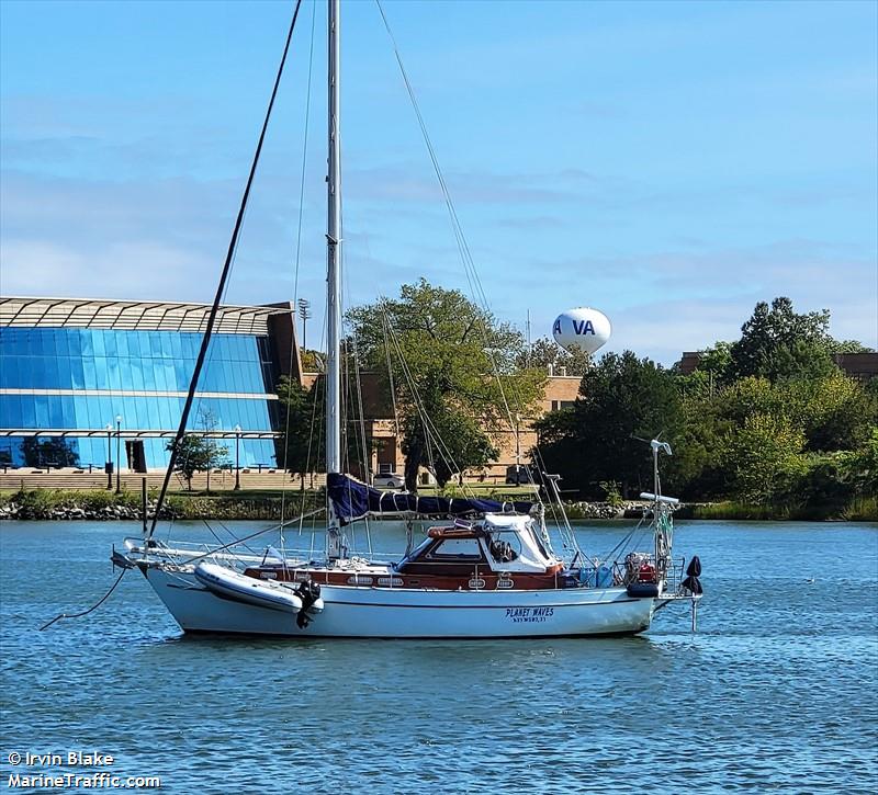 planet waves (Sailing vessel) - IMO , MMSI 338074121 under the flag of USA