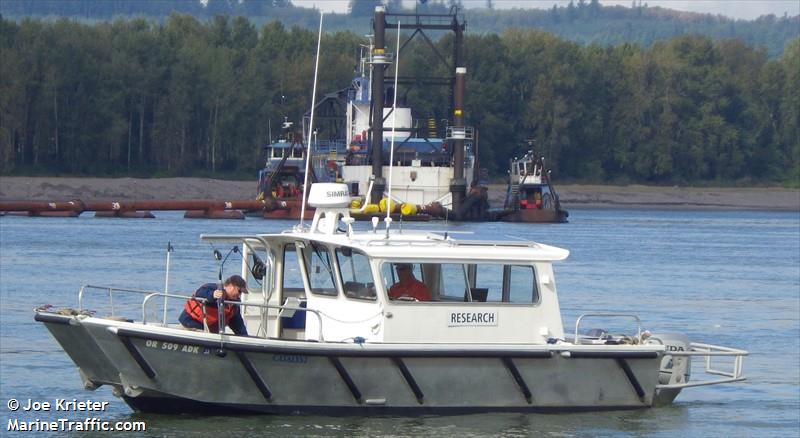 catalyst (Dredging or UW ops) - IMO , MMSI 338134706, Call Sign FIVE-O under the flag of USA