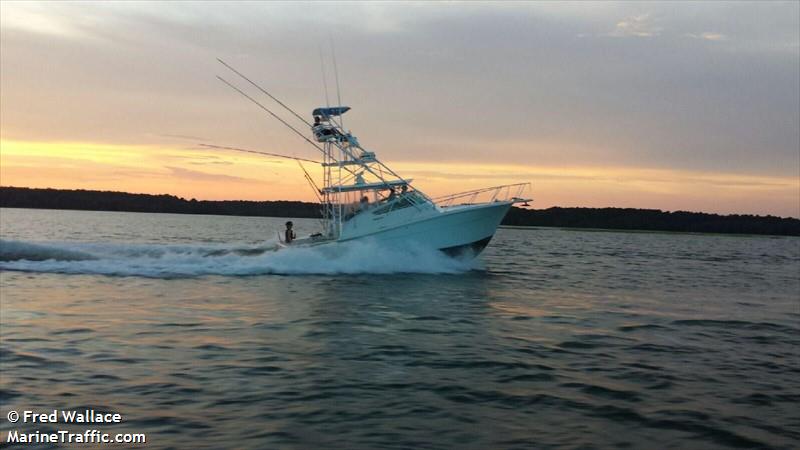 riptide (Pleasure craft) - IMO , MMSI 338353642 under the flag of USA