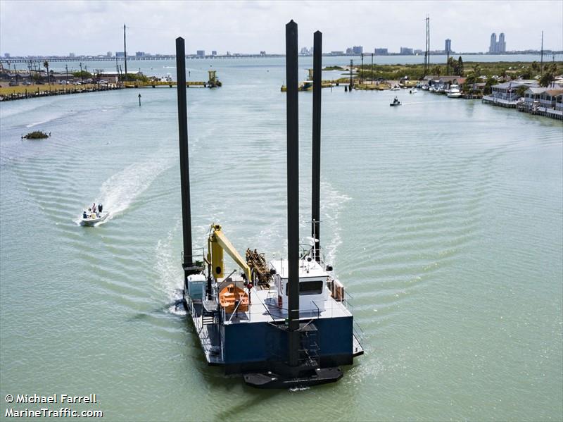 the opportunity (Dredging or UW ops) - IMO , MMSI 367385730, Call Sign WDE6851 under the flag of United States (USA)