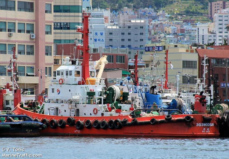 no.303 woo sun (Tug) - IMO 7522863, MMSI 441164000, Call Sign DSPK7 under the flag of Korea