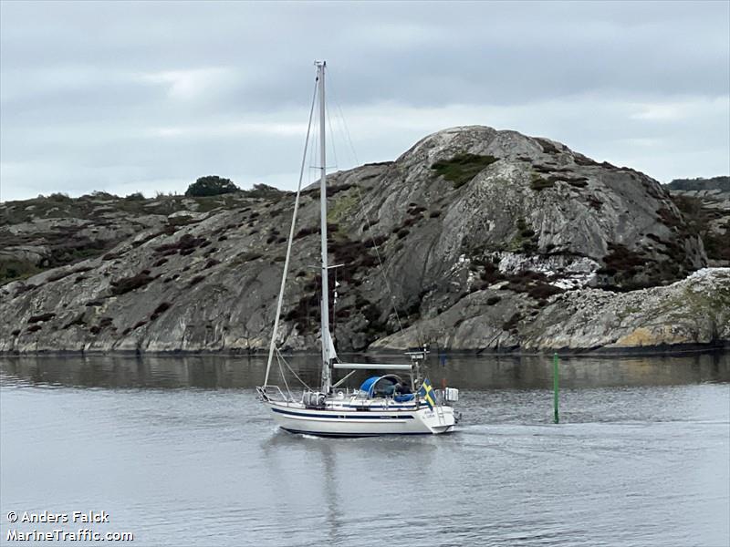 knoplisa (Sailing vessel) - IMO , MMSI 265816650, Call Sign SA5016 under the flag of Sweden