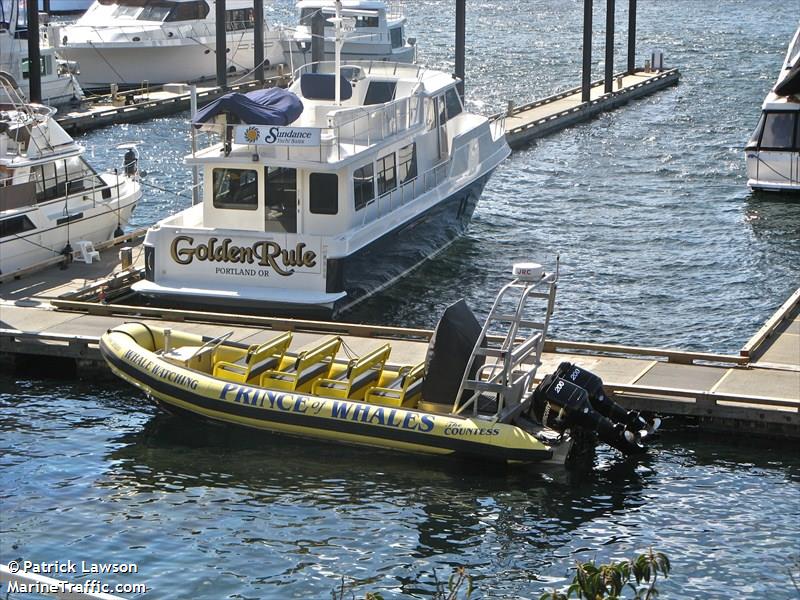 the countess () - IMO , MMSI 316004455 under the flag of Canada